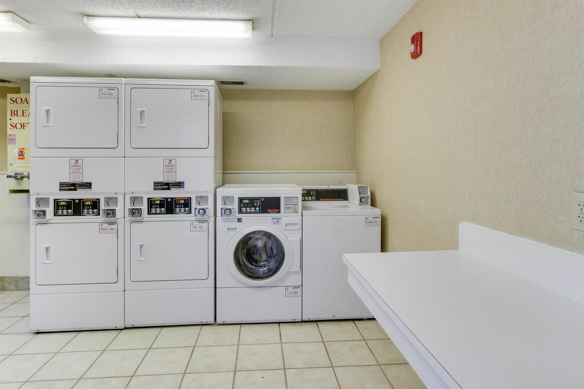 Red Roof Inn Plus+ Columbus - Worthington Luaran gambar