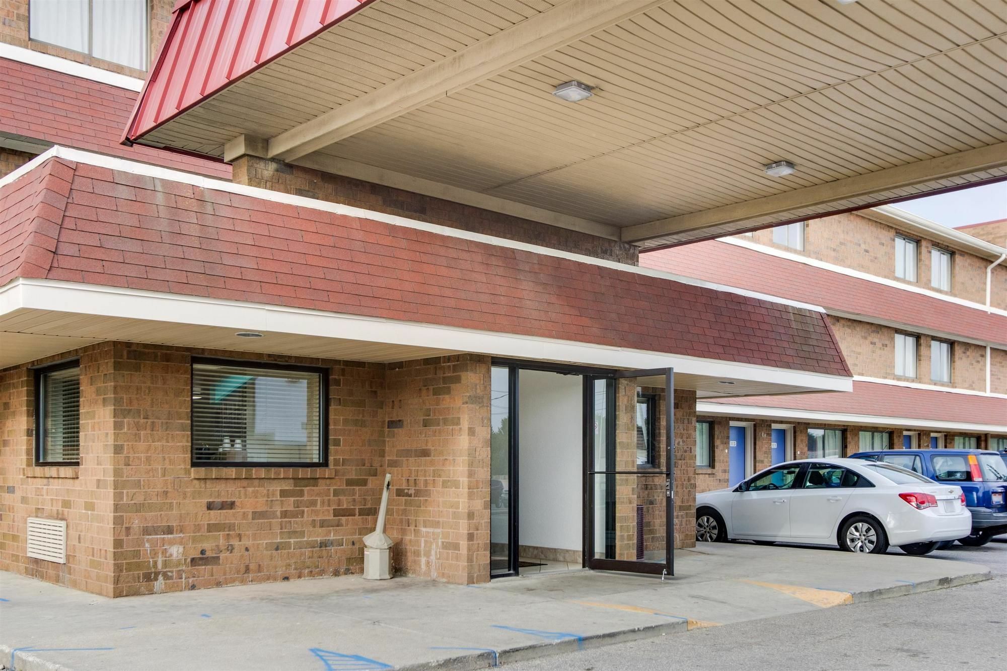 Red Roof Inn Plus+ Columbus - Worthington Luaran gambar